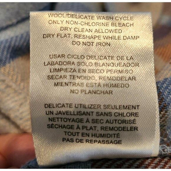 Small Ford Official Licensed Product Plaid Flannel Shirt with Bronco Truck Print - Picture 13 of 13